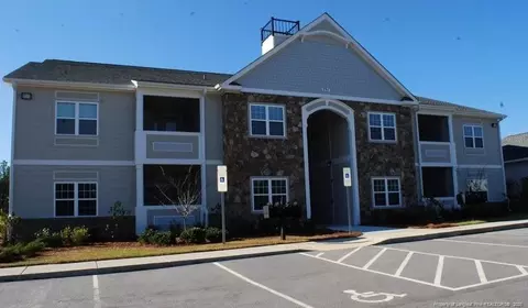 291 Gallery Dr #102, Spring Lake, NC 28390