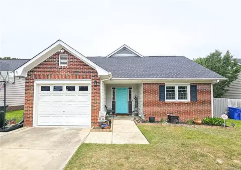 6314 Greycliff Dr, Fayetteville, NC 28314