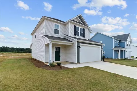 256 Bourbon St, Raeford, NC 28376 photo 2