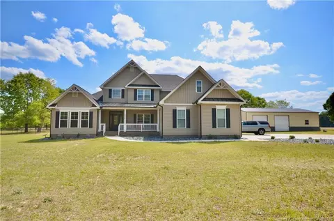 6226 Deerstand Rd, Wade, NC 28395