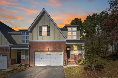58 Hawk Ridge Dr, Spring Lake, NC 28390