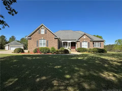 470 Pandure Estate Dr, Raeford, NC 28376
