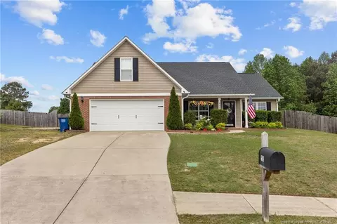 151 Yellowstone Ct, Raeford, NC 28376