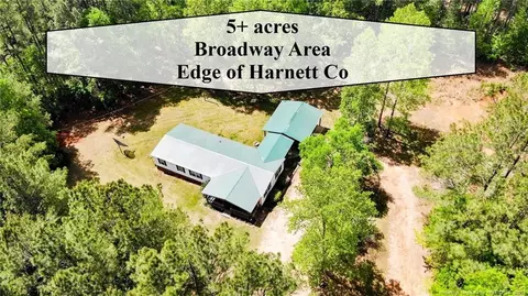 2360 Thomas Kelly Rd, Sanford, NC 27330