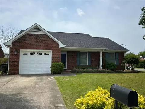 6339 Foxlake Dr, Fayetteville, NC 28314