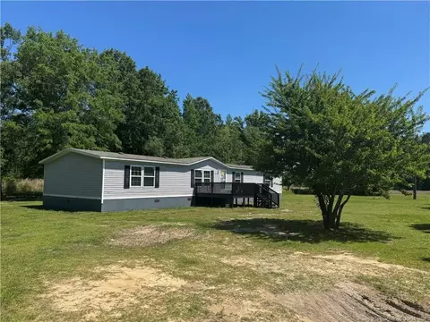 2273 Bee Gee Rd, Lumberton, NC 28358