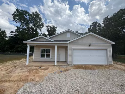 14 Glencove Dr, Lumberton, NC 28360