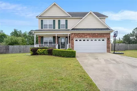 151 Sandspur Ct, Raeford, NC 28376