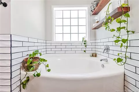 Bath - 45 William Bethune Ct, Linden, NC 28356 photo 5 of 5