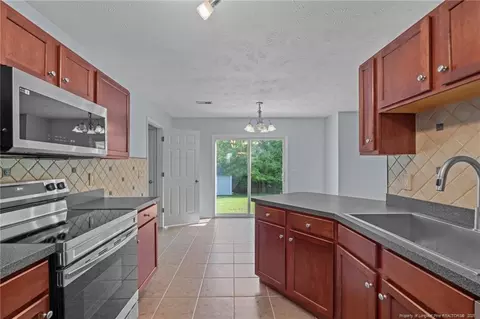 Kitchen - 11 Checkmate Ct, Cameron, NC 28326 photo 2 of 2