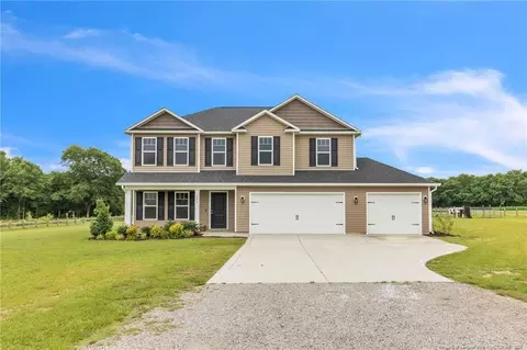 226 Crupper Ln, Raeford, NC 28376