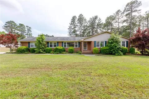 4000 Pleasant View Dr, Fayetteville, NC 28312