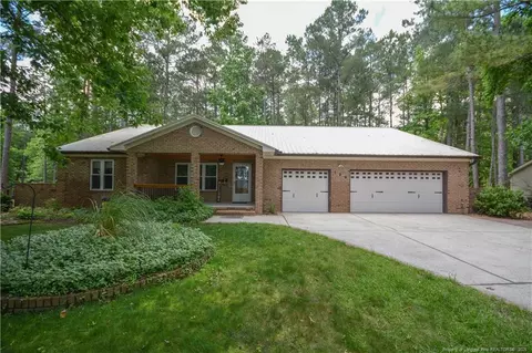 129 Silver Lake Pt, Sanford, NC 27332