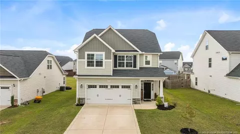 5217 Whirlaway Ln, Hope Mills, NC 28348