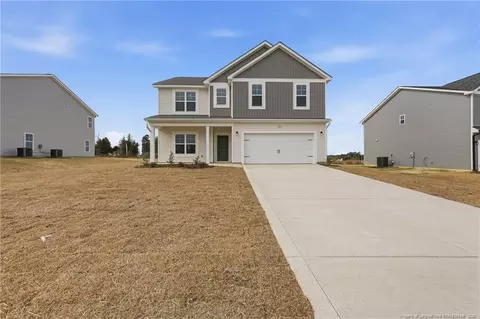 471 Ashley Heights Dr, Aberdeen, NC 28315