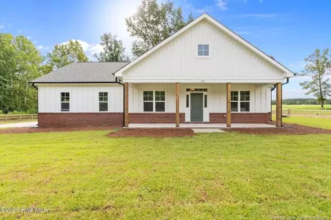 275 Atkins Rd, Cameron, NC 28326