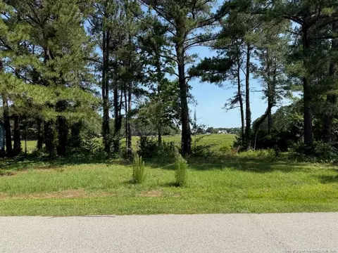 1159 Greenbriar Dr, Vass, NC 28394