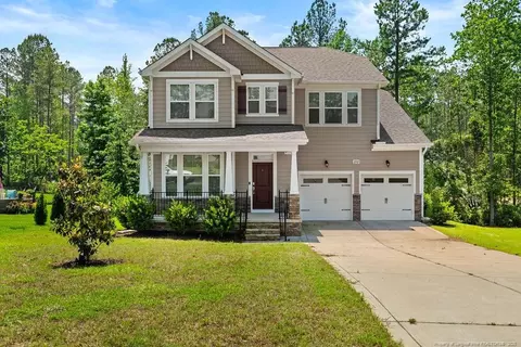 252 School Side Dr, Spring Lake, NC 28390