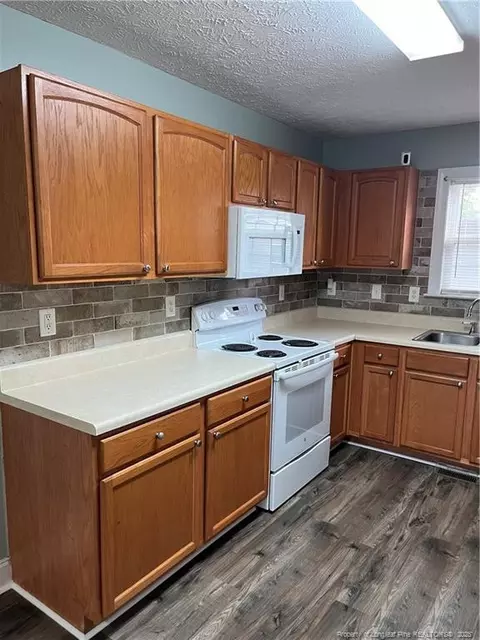 526 E Stack St, Saint Pauls, NC 28384 photo 21
