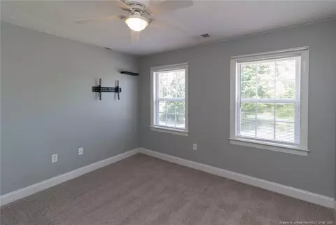 526 E Stack St, Saint Pauls, NC 28384 photo 37