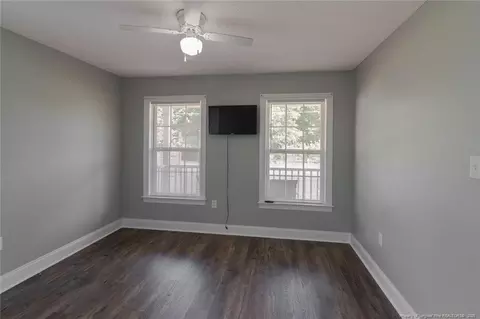 526 E Stack St, Saint Pauls, NC 28384 photo 11