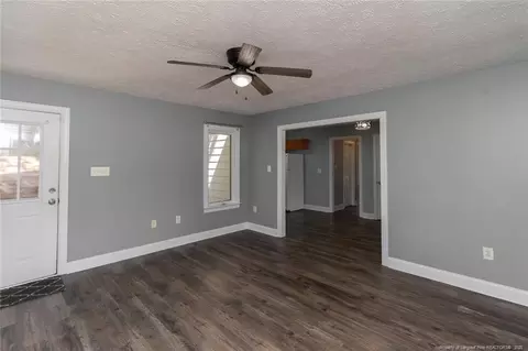 526 E Stack St, Saint Pauls, NC 28384 photo 15