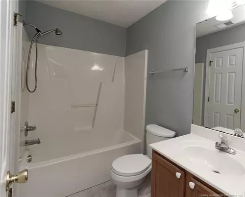 526 E Stack St, Saint Pauls, NC 28384 photo 34