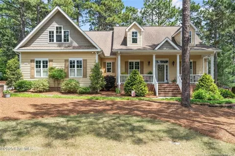 11 Brunswick Ln, Pinehurst, NC 28374