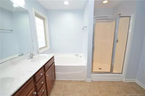 Bath - 109 Red Coat Dr, Cameron, NC 28326 photo 4 of 5
