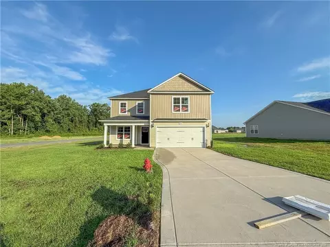 368 Guard Ln, Parkton, NC 28371