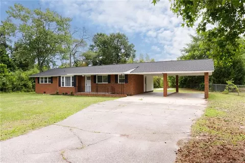408 Harril Cir, Spring Lake, NC 28390