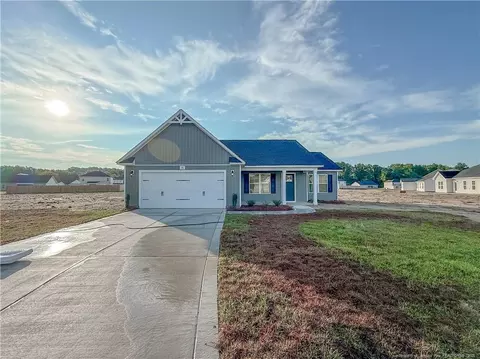 26 Tango Cir, Parkton, NC 28371