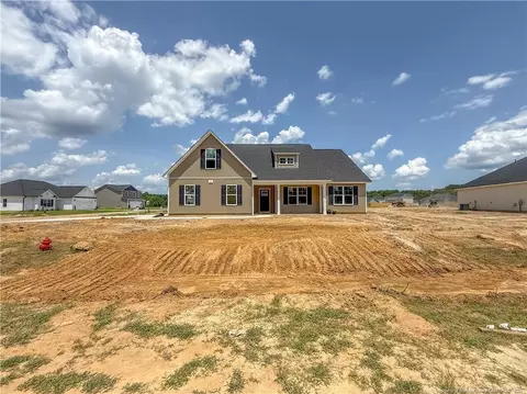 12 Crusher Dr, Parkton, NC 28371