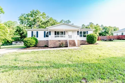 92 Virginia Ln, Cameron, NC 28326