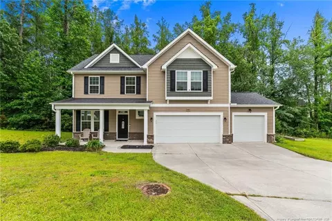 446 Birch Ave, Spring Lake, NC 28390