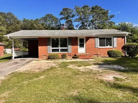 529 Grafton Ave, Fayetteville, NC 28314