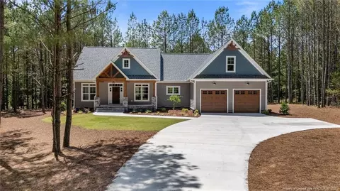 5400 Dowd Rd, West End, NC 27376