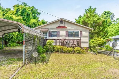 8212 Main St, West End, NC 27376