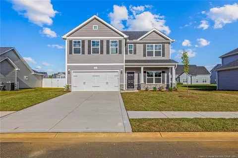307 Tulip Oak Dr, Raeford, NC 28376