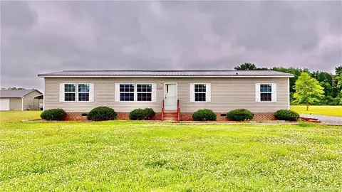 4120 Evergreen Church Rd, Pembroke, NC 28372