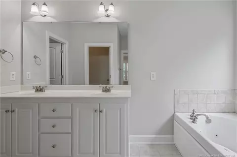 Bath - 45 Remington Hill Dr, Bunnlevel, NC 28323 photo 1 of 4