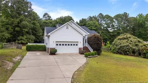 6301 Mockingbird Ln, Sanford, NC 27332