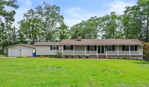 5668 Fisher Rd, Fayetteville, NC 28306