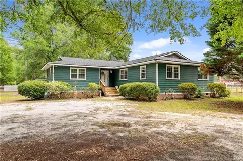 1963 Seabrook School Rd, Fayetteville, NC 28312