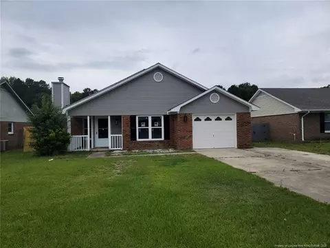 5587 Quietwood Pl, Fayetteville, NC 28304