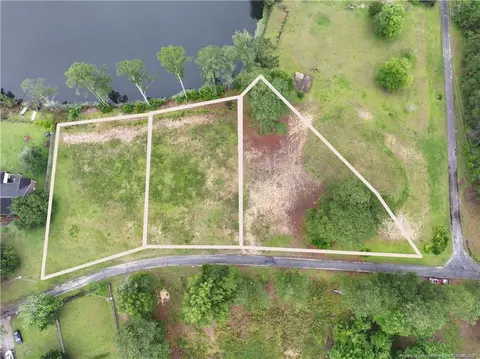 3964 Rebel Rd, Linden, NC 28356