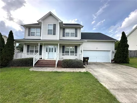 554 Lenoir Dr, Spring Lake, NC 28390