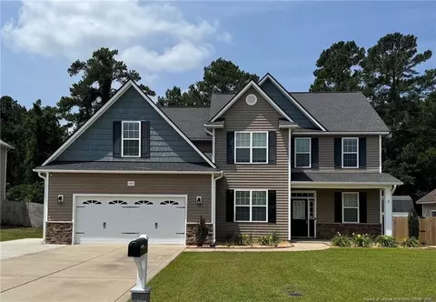 1545 Gallant Fox Ct, Parkton, NC 28371