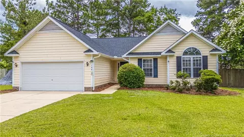 109 Stockade Ct, Raeford, NC 28376