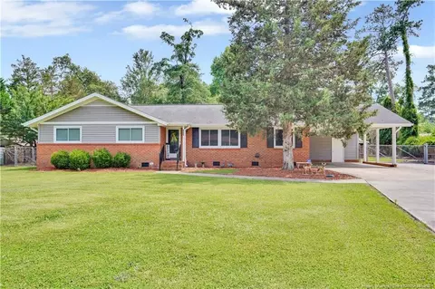 465 Sherwood Rd, Lumberton, NC 28358